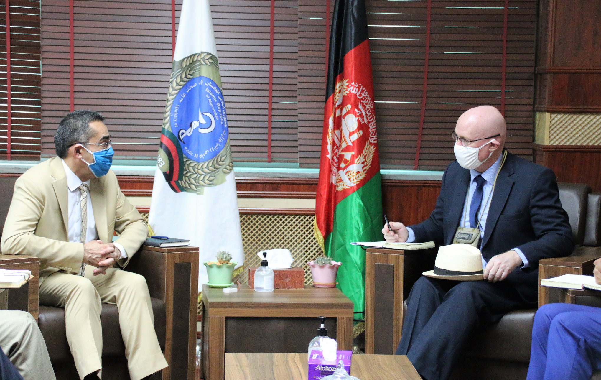سرپرست و نامزد وزیر صحت‌عامه با رییس سازمان ملل متحد در بخش جرایم و مواد مخدر افغانستان ملاقات کرد