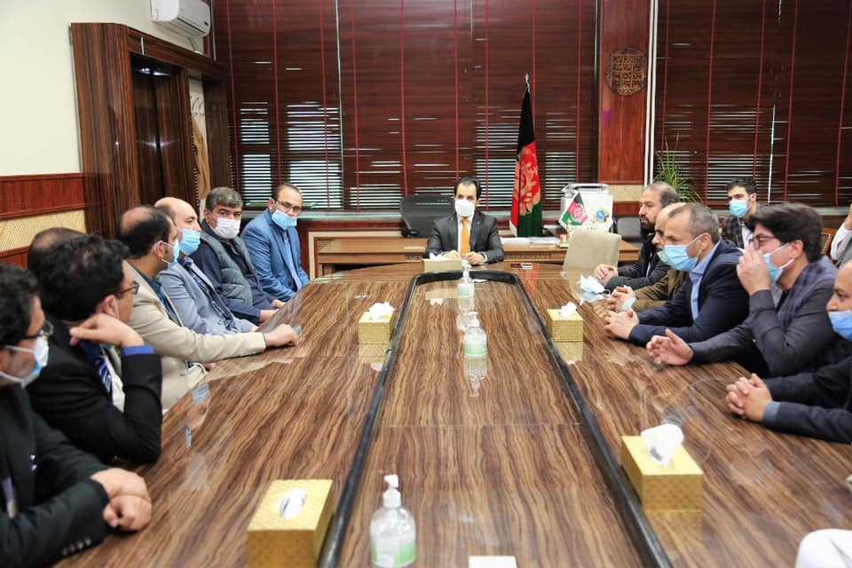 دیدارسرپرست وزارت صحت‌عامه با رهبری و اعضای انجمن داکتران افغان آموزش یافته بیرون از کشور ( FAMDA)