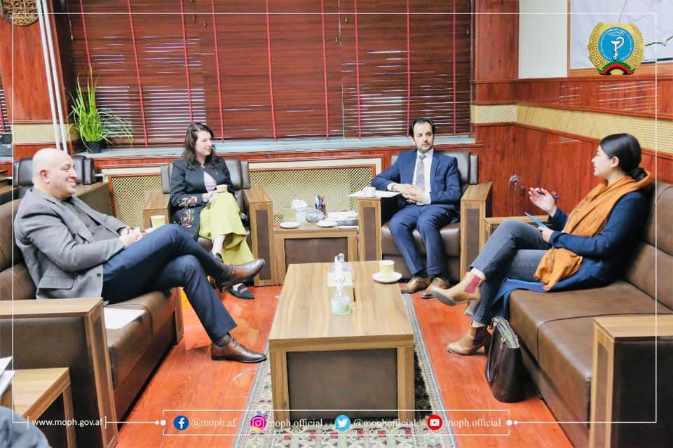 کشور هالند مراکز صحی افغانستان را در بخش انرژي سولری همکاری می‌کند