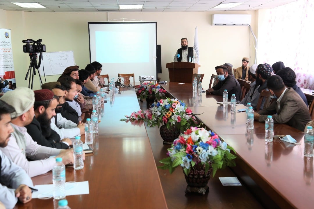 کارگاه آموزشی سه روزه برای مدیران ولایتی بررسی از تطبیق قوانین صحی راه اندازی شد
