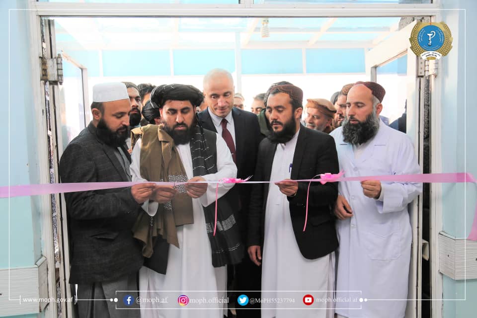 د اتاترک ملي او تخصصي روغتون ته د ۳۵ مېلیونه افغانیو په ارزښت روغتیايي وسایل واخیستل شول او د دې روغتون لس روغتیايي څانګې ترمیم او نوې جوړې شوې