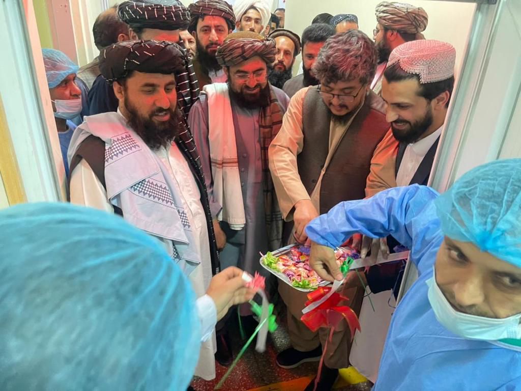 د عامې روغتیا وزارت د معلولینو د بیا رغونې ۳۵ بستریز روغتون کې د یوې مجهزې عملیات خونې پرانیسته ترسره او ګټې اخیستنې ته وسپارل شوه