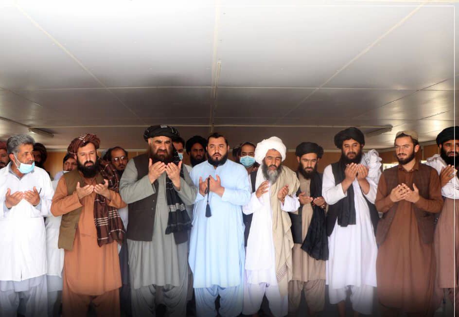 د کندهار ولایت تخته پُل ولسوالۍ اړوند په نشه يي توکو د روږدو کسانو د درملنې په مرکز کې ۱۰۰ بستریز روغتون پرانیستل شو