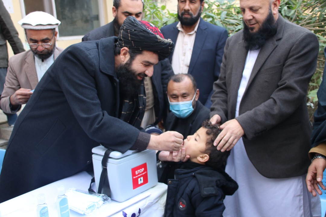 دعامې روغتياوزيرښاغلي ډاکټرقلندرعباددبغلان ولايت دسالنګ دپيښې دقربانيانو اوخدماتو په اړه سفر